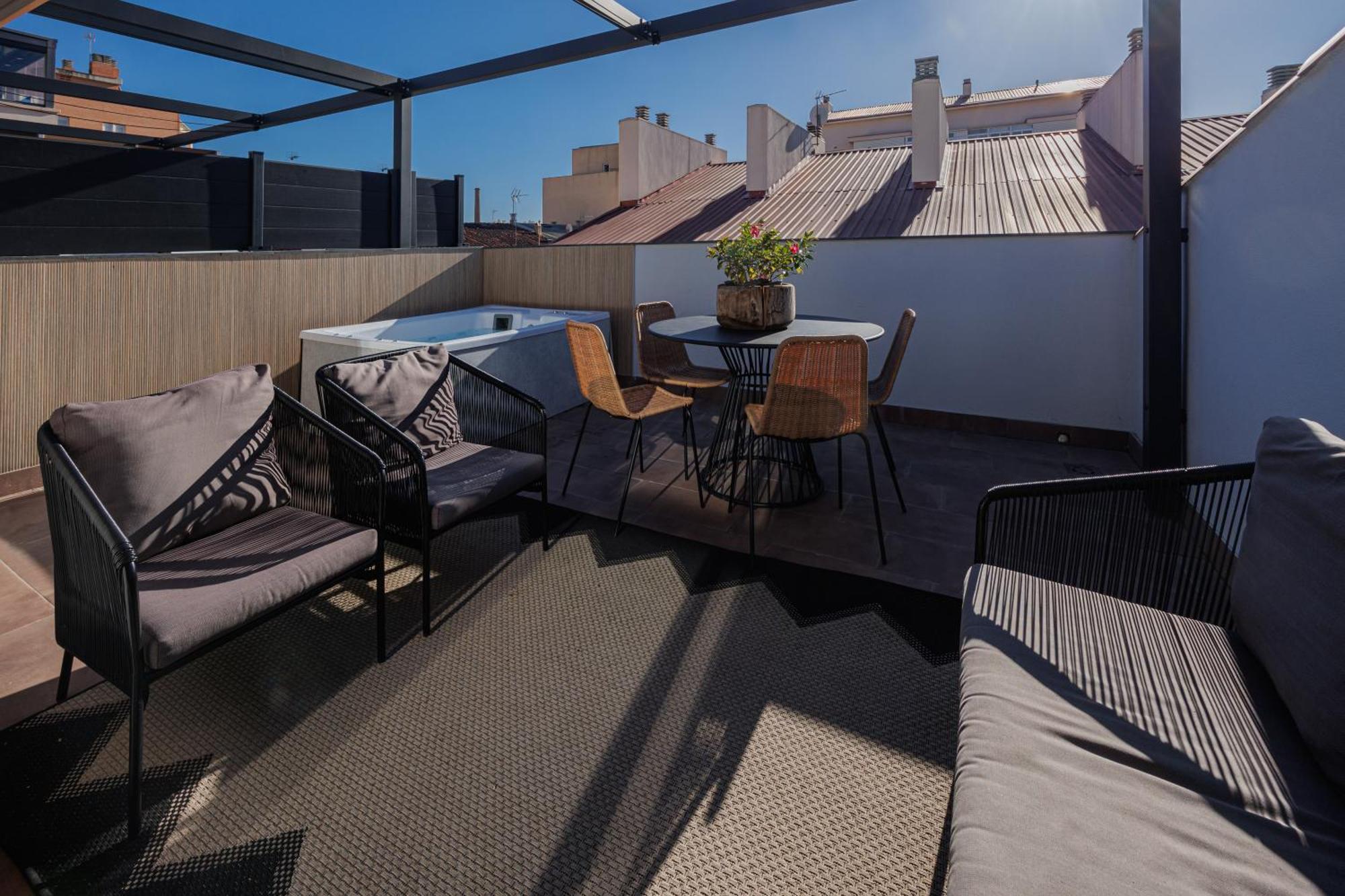 Atico Duplex Playa Area Barcelona Con Spa Exterior مونغات المظهر الخارجي الصورة