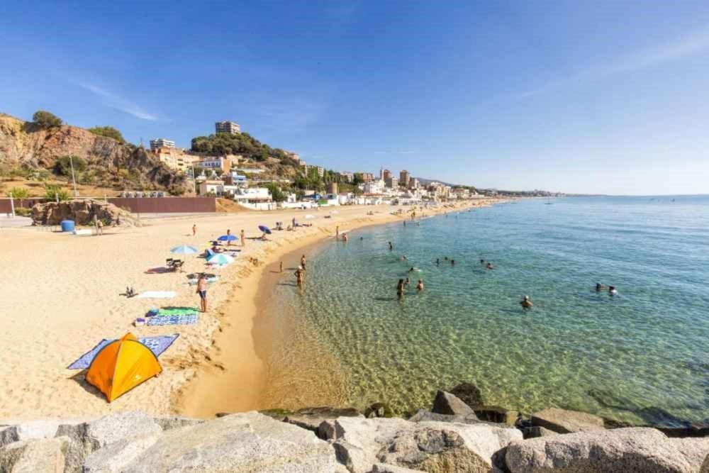 Atico Duplex Playa Area Barcelona Con Spa Exterior مونغات المظهر الخارجي الصورة